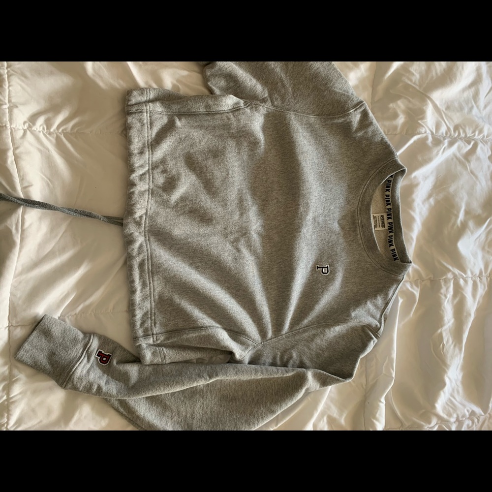 Victoria’s Secret cropped crewneck